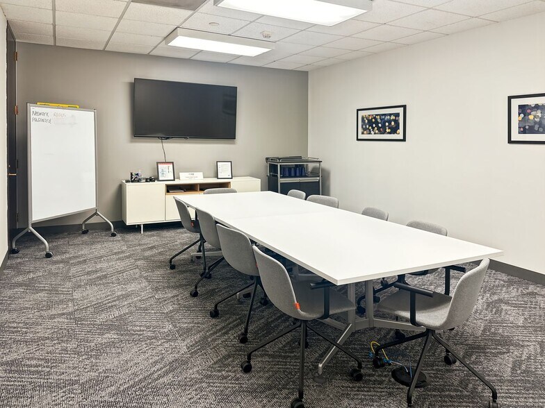 More Photos Of 2911 Turtle Creek Blvd, Dallas Coworking Space