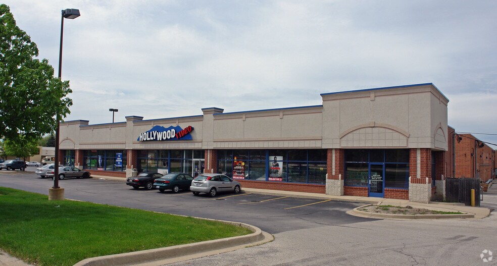 More Photos Of 7335-7415 S Cass Ave, Darien Unknown For Lease