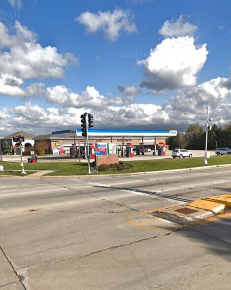 More Photos Of 6350 W 135th St, Palos Heights Service Station For Lease