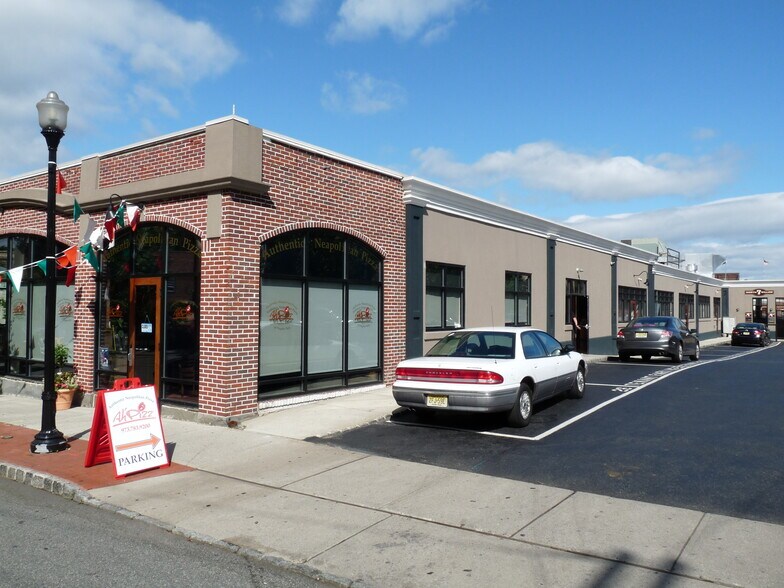 More Photos Of 7 N Willow St, Montclair Storefront Retail Office For Lease