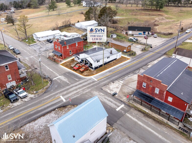 More Photos Of 211 Waco Loop Rd, Waco Freestanding For Sale