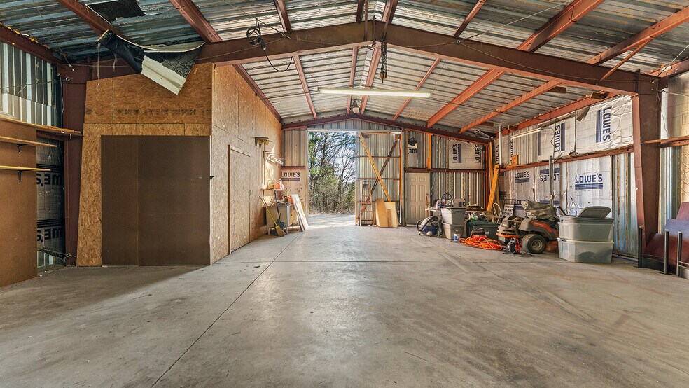 More Photos Of 1320 E Pump Station Rd, Fayetteville Light Manufacturing For Sale