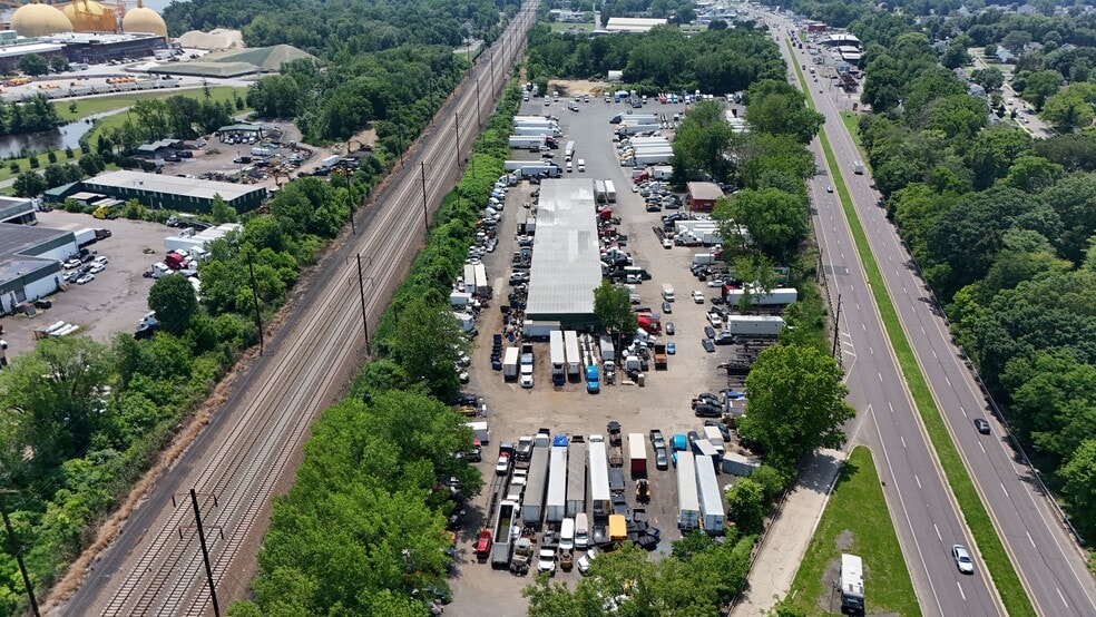 More Photos Of 7800 Bristol Pike, Levittown Distribution For Sale