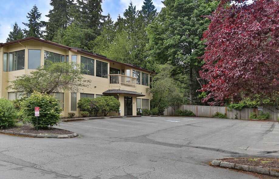 More Photos Of 14670 NE 8th St, Bellevue Medical For Lease