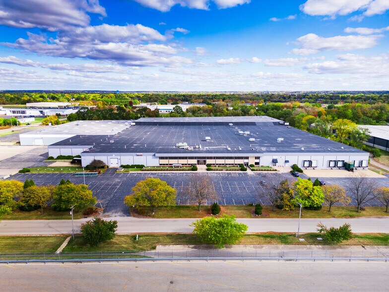 More Photos Of 1818 Elmwood Rd, Rockford Warehouse For Lease