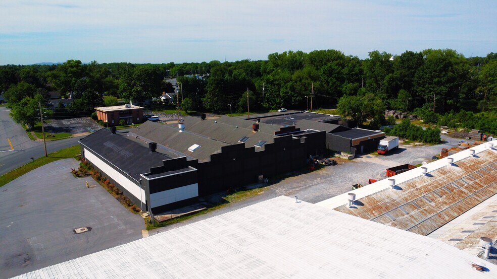 More Photos Of 700 E 1st St, Hagerstown Warehouse For Lease