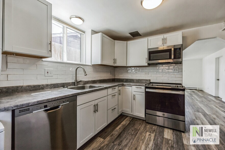 More Photos Of 2551 W Caithness Pl, Denver Apartments For Sale