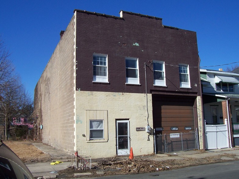 More Photos Of 12 Pierce Ave, Trenton Warehouse For Sale