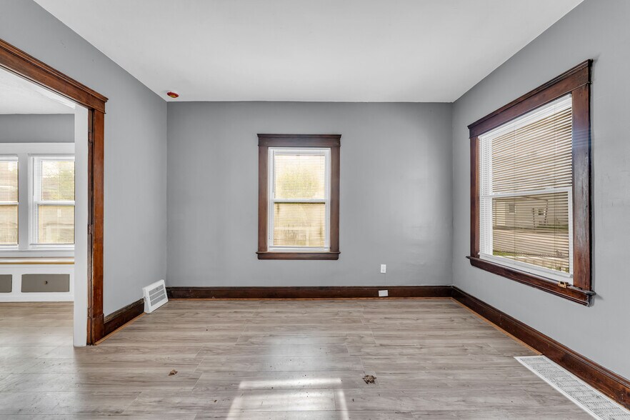 More Photos Of 6415 Gertrude Ave, Cleveland Apartments For Sale
