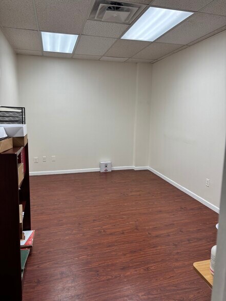 More Photos Of 131 Main St, Hackensack Office Residential For Lease