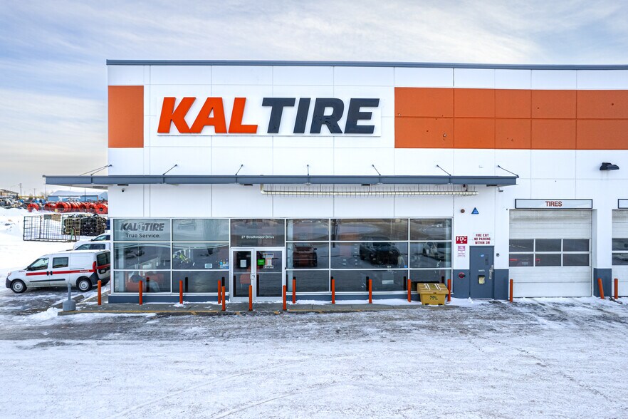 More Photos Of 27 Strathmoor Dr, Sherwood Park General Retail For Sale