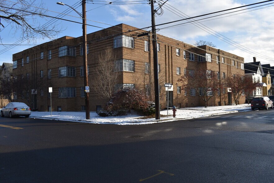 More Photos Of 162 Chapin St, Binghamton Apartments For Sale