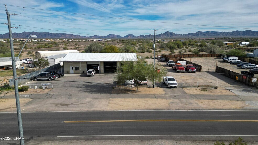 More Photos Of 75 Plymouth Ave, Quartzsite Service For Sale