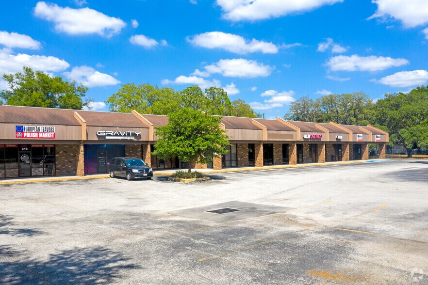 More Photos Of 620-666 Oakfield Dr, Brandon General Retail For Lease