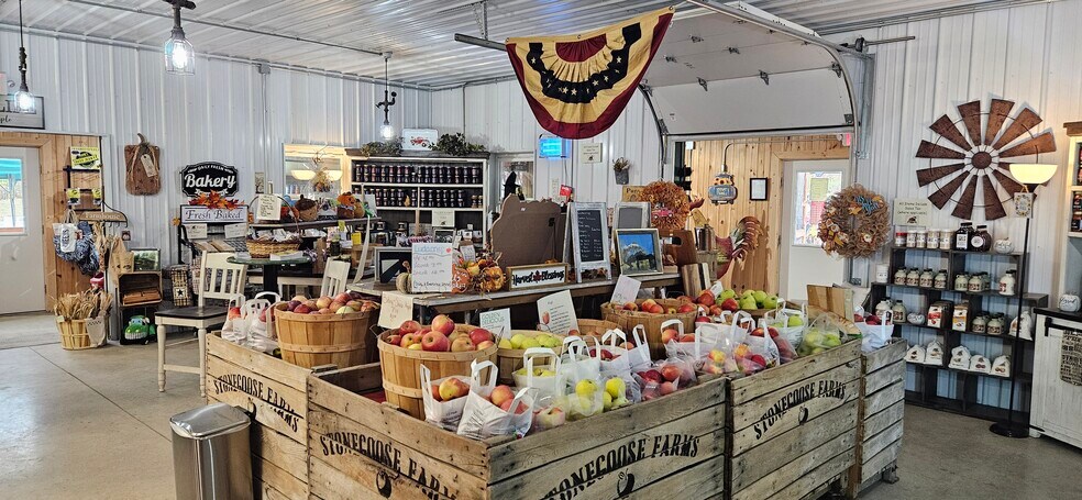 More Photos Of 5630 Norris Rd, North Rose General Retail For Sale