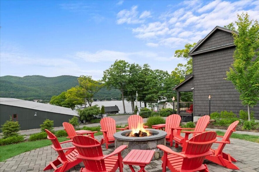 More Photos Of 10 Front St, Lake George Hospitality For Sale