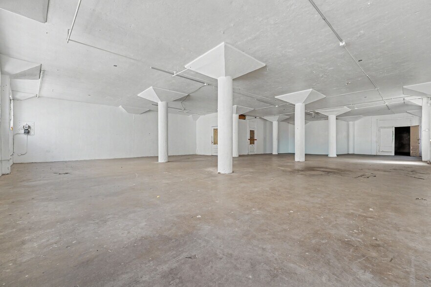 More Photos Of 421 E 6th St, Los Angeles Warehouse For Sale