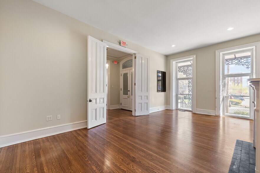 More Photos Of 1300 Delaware Ave, Wilmington Office For Lease