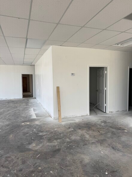 More Photos Of 3910 S Washington Ave, Titusville Office For Lease