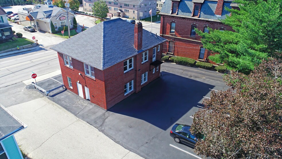 More Photos Of 1078 Main St, Leicester Coworking Space