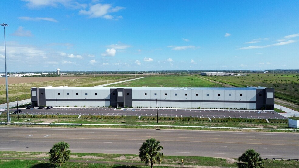 More Photos Of 890 E Military Hwy, Pharr Distribution For Sale