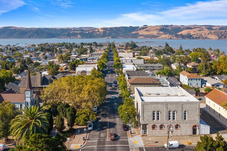 More Photos Of 106 W J St, Benicia Office For Sale