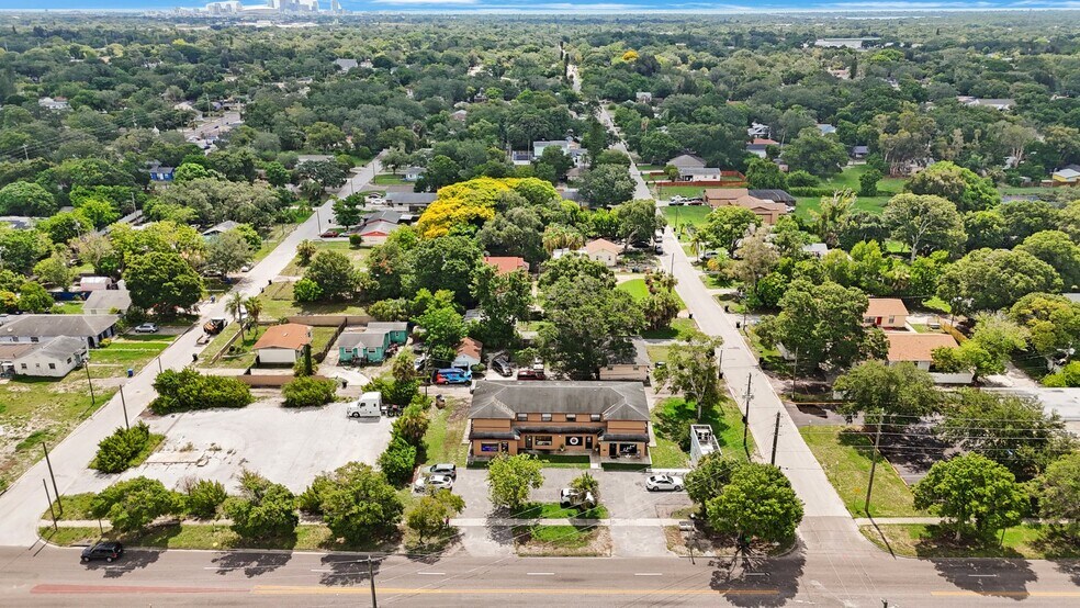 More Photos Of 1626 49th St S, Gulfport Storefront Retail Residential For Sale