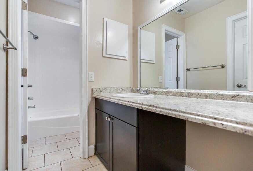 More Photos Of 505 S Westland Ave, Tampa Apartments For Sale