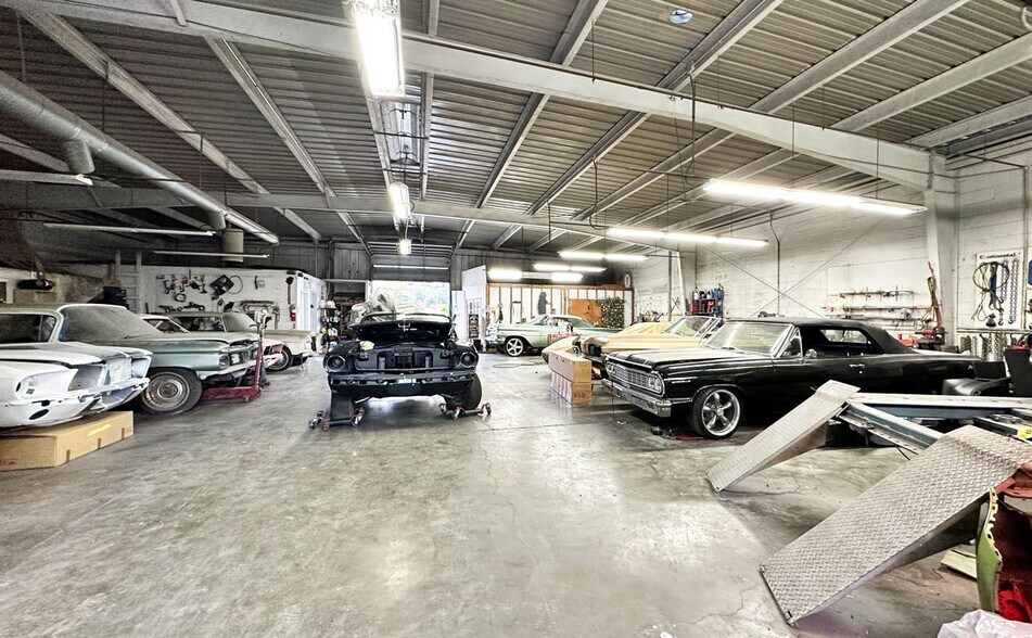 More Photos Of 16593 E 14th St, San Leandro Auto Repair For Lease