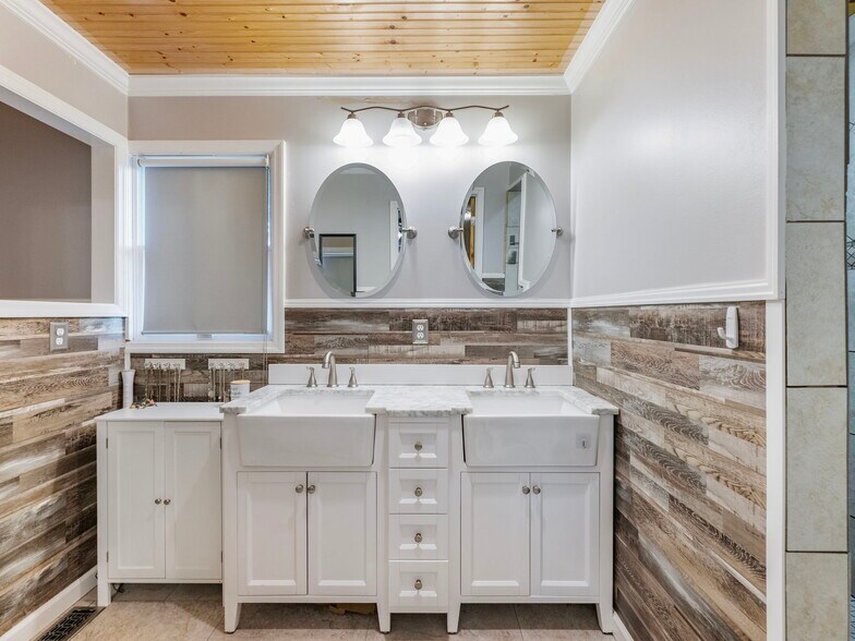 More Photos Of 849 Blacksnake Rd, Mount Airy Light Distribution For Sale