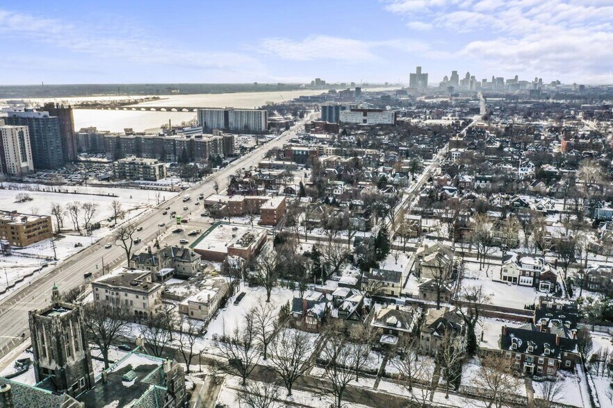 More Photos Of 8469 E Jefferson Ave, Detroit Office Residential For Sale