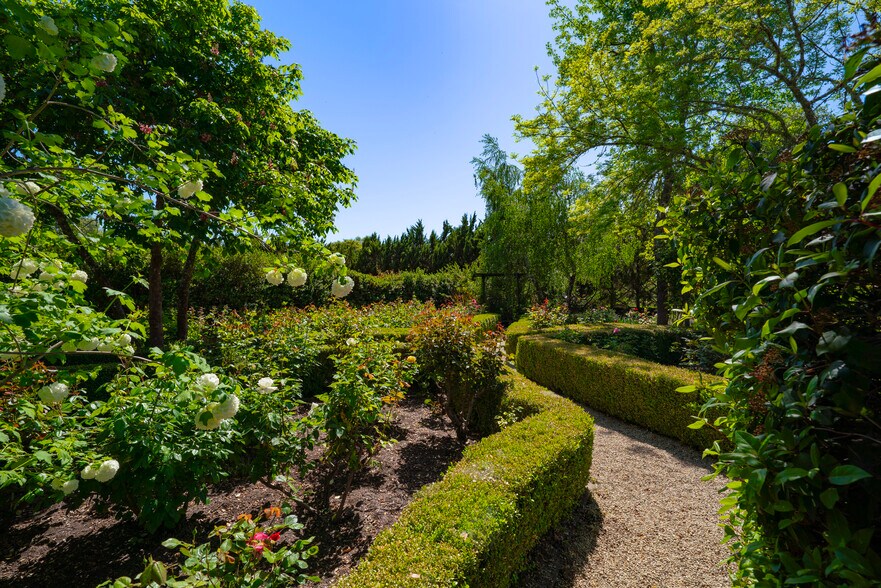 More Photos Of 9000 Highway 128, Philo Hotel For Sale