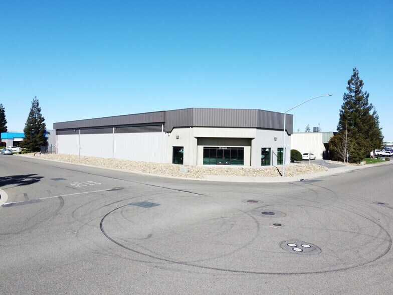 More Photos Of 401 Glass Ln, Modesto Warehouse For Lease
