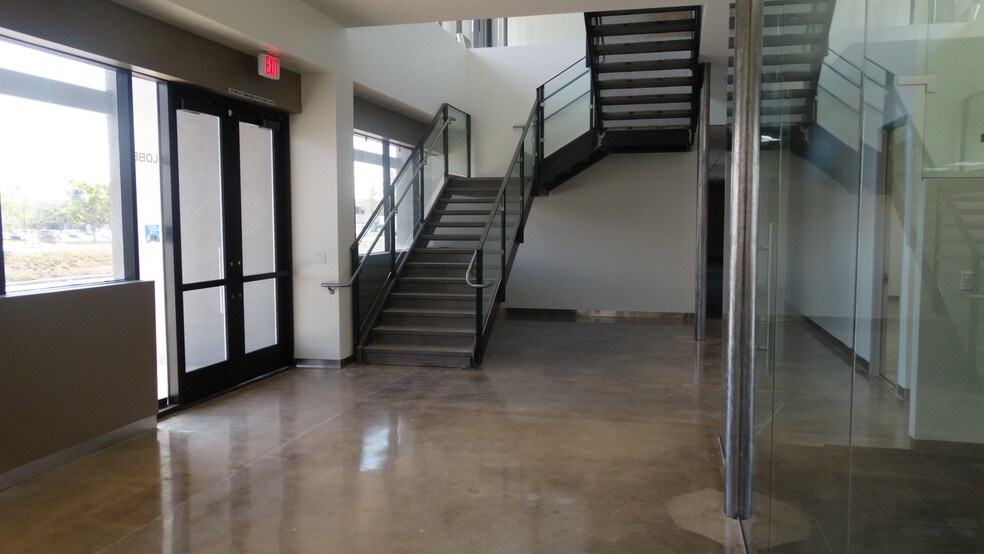 More Photos Of 9401 De Soto Ave, Chatsworth Warehouse For Sale