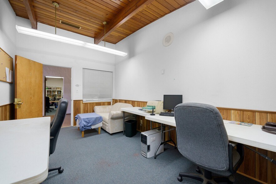 More Photos Of 608 S Harbor Blvd, Anaheim Office For Sale