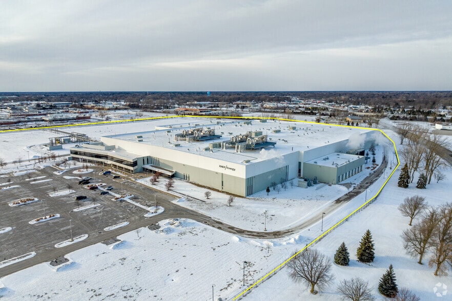 More Photos Of 2700 S Saginaw Rd, Midland Manufacturing For Sale