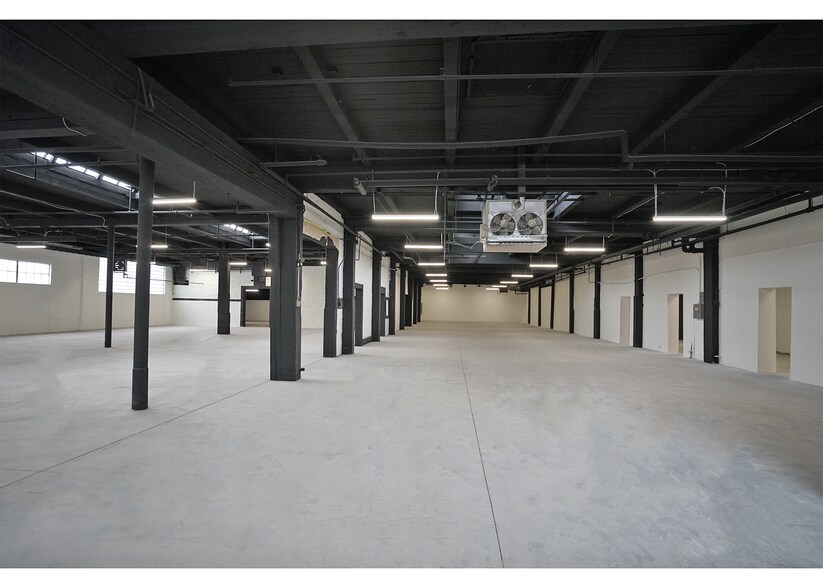 More Photos Of 31 N 4th Ave, Yakima Manufacturing For Sale