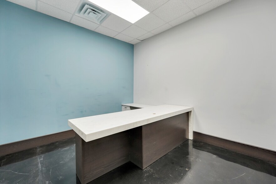 More Photos Of 1900 Buford Hwy, Duluth Warehouse For Lease