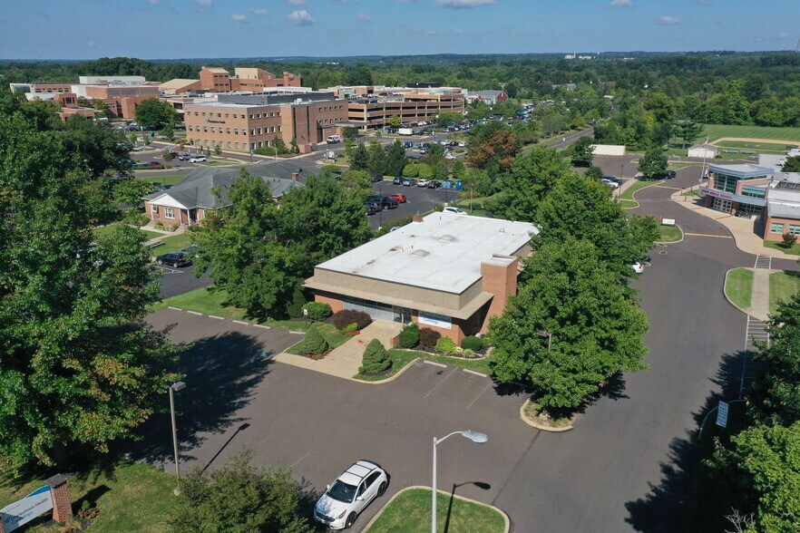 More Photos Of 315 W State St, Doylestown Medical For Sale