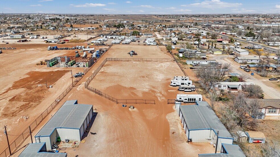 More Photos Of 5405 E Highway 80, Midland Warehouse For Lease