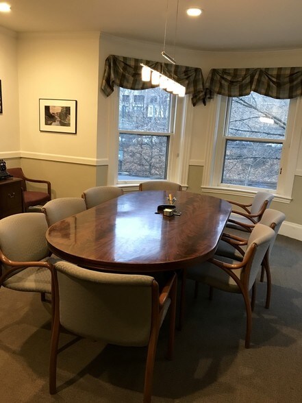 More Photos Of 1583 Beacon St, Brookline Office For Sale