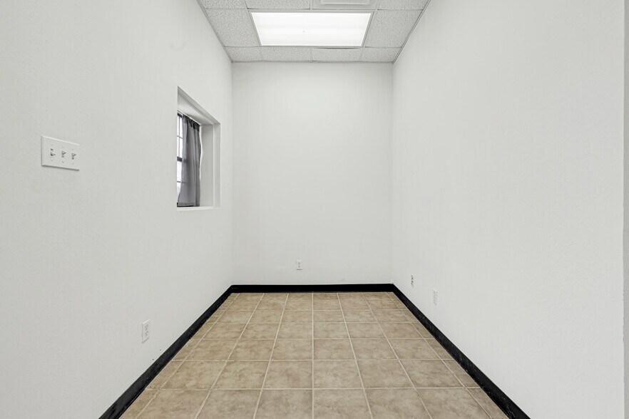 More Photos Of 5912 E FM-517, Dickinson Warehouse For Sale