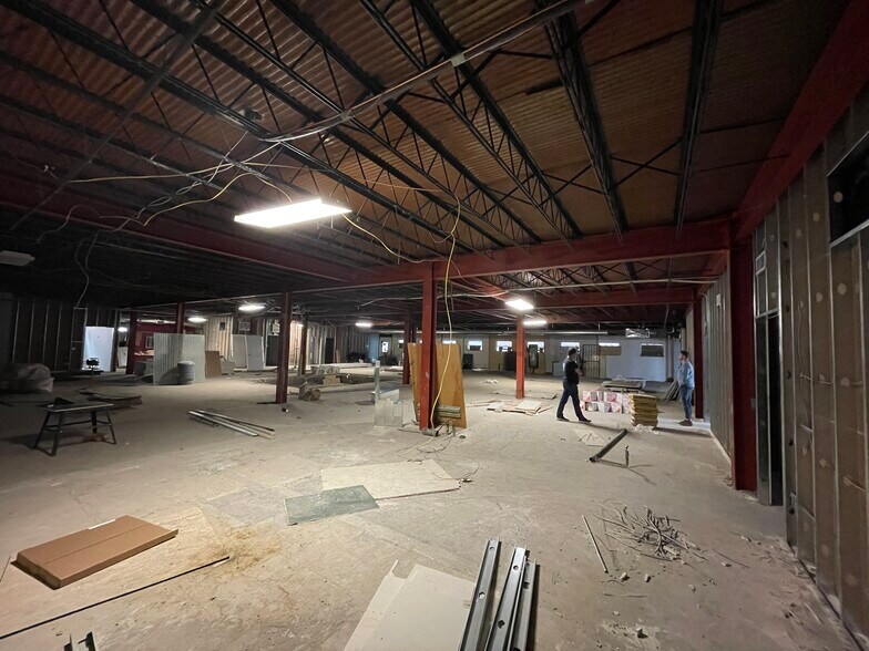 More Photos Of 1340 - 1340 Leyden St, Denver Office For Sale