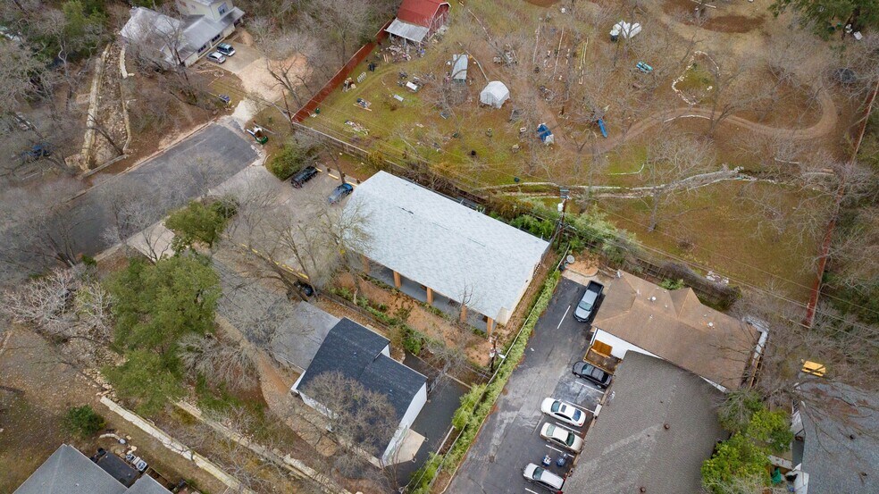 More Photos Of 1911 Lightsey Rd, Austin Apartments For Sale