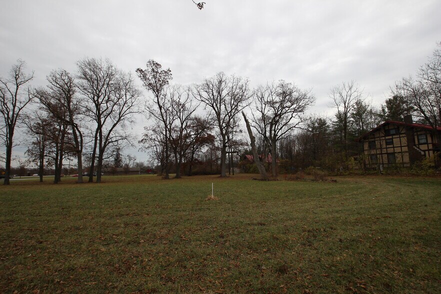 More Photos Of 0 Jackson Street St, Muncie Land For Sale