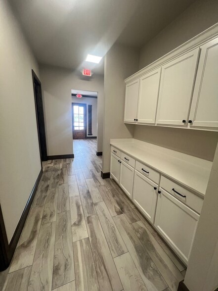 More Photos Of 17935 N Pennsylvania Ave, Edmond Unknown For Lease