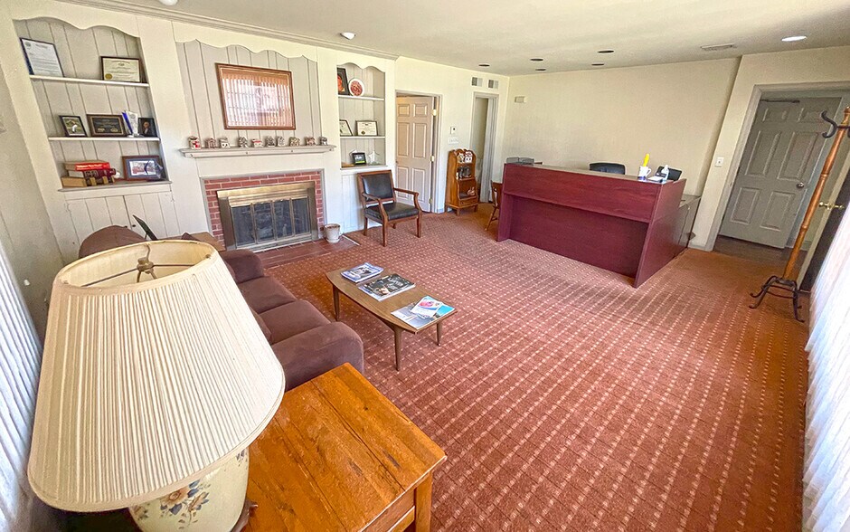 More Photos Of 2608 N Third St, Harrisburg Office Residential For Sale