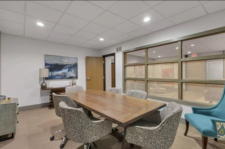 More Photos Of 486-498 City Park Ave, Columbus Office For Lease