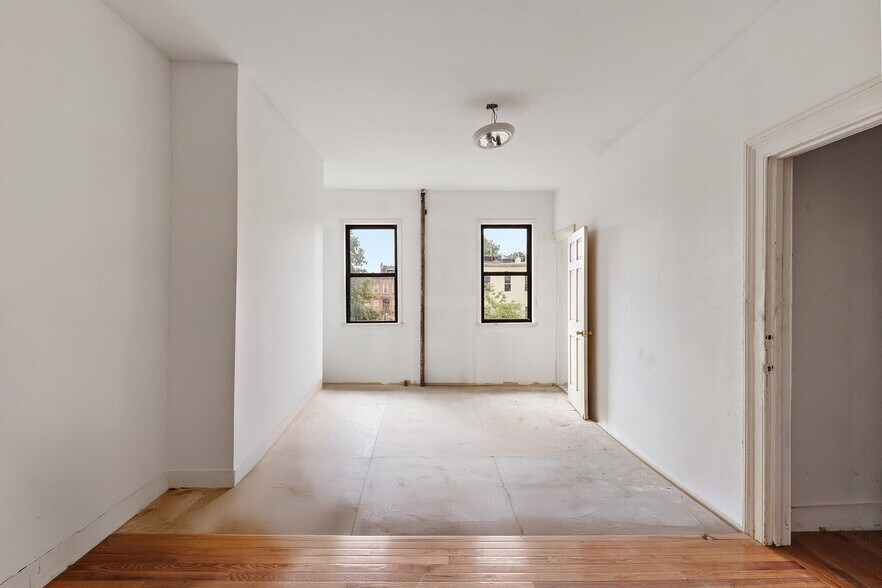 More Photos Of 738 Lafayette Ave, Brooklyn Apartments For Sale