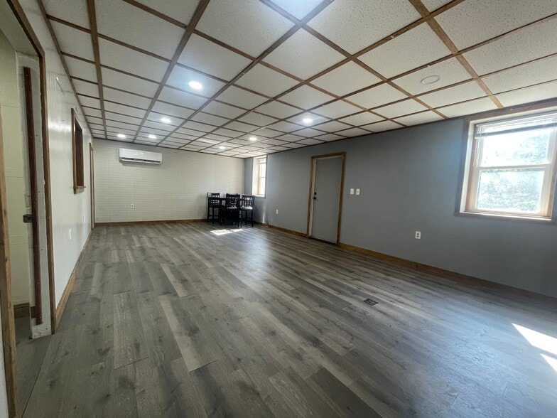 More Photos Of 423 Wilpen Rd, Ligonier Auto Repair For Sale